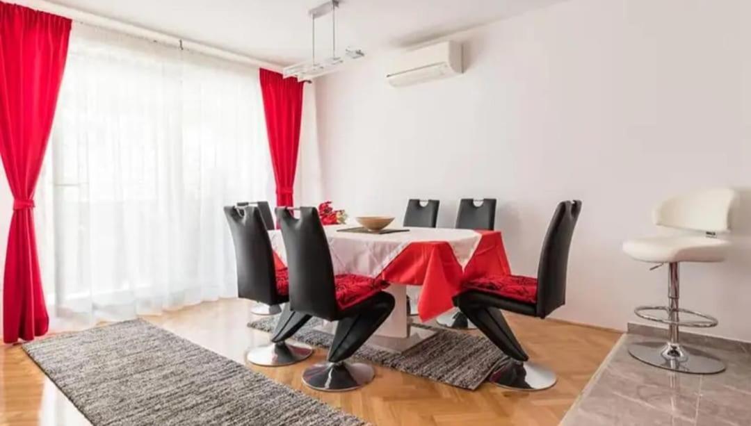 Deluxe Apartment Manuela With Balcony Top Center Split Exteriör bild